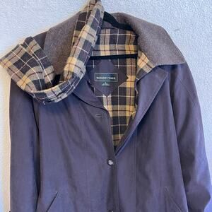 VTG Regent park purple trench coat with plaid lining and matching scarf size 16